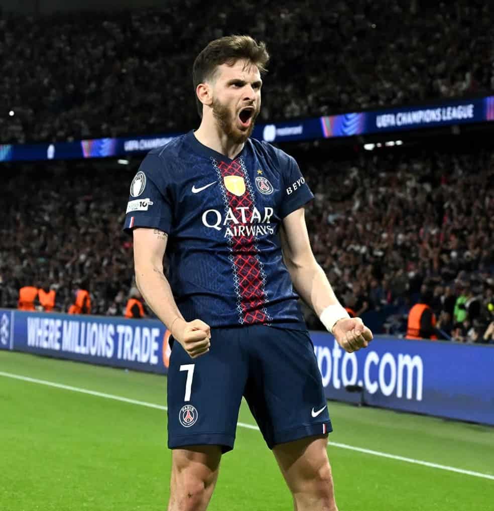 PSG : Kvaratskhelia impressionne l’Europe et s’invite dans le débat du Ballon d’Or