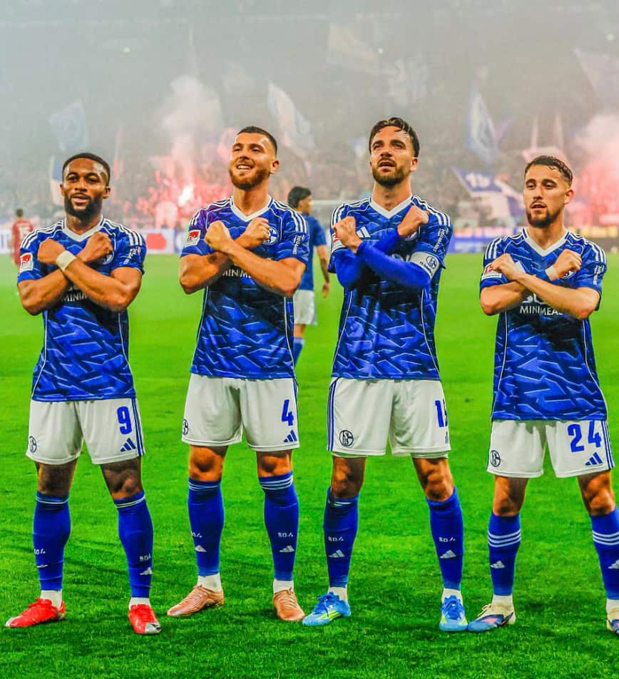 Schalke 04 retrouve la Bundesliga après trois saisons en deuxième division