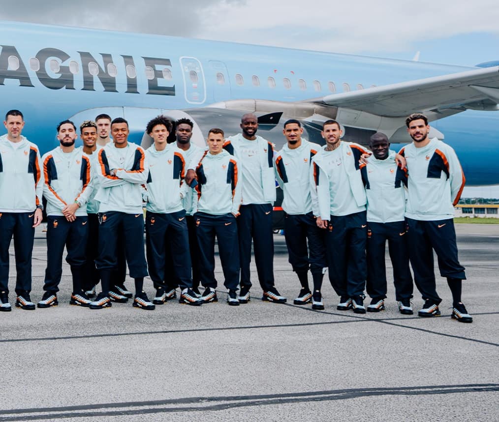 Les Bleus débarquent à Boston pour lancer leur préparation