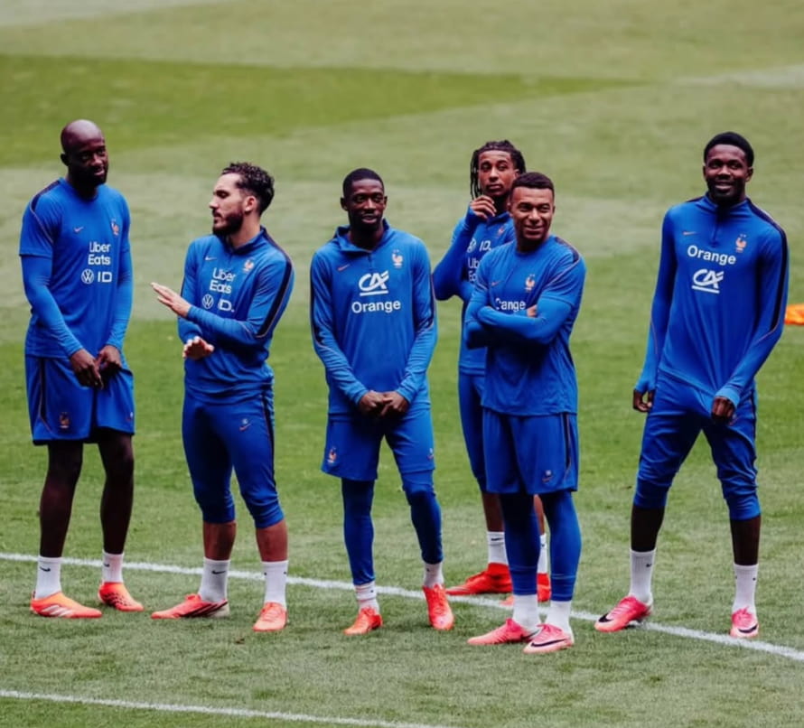Les Bleus profitent d’une rare soirée de liberté à Boston