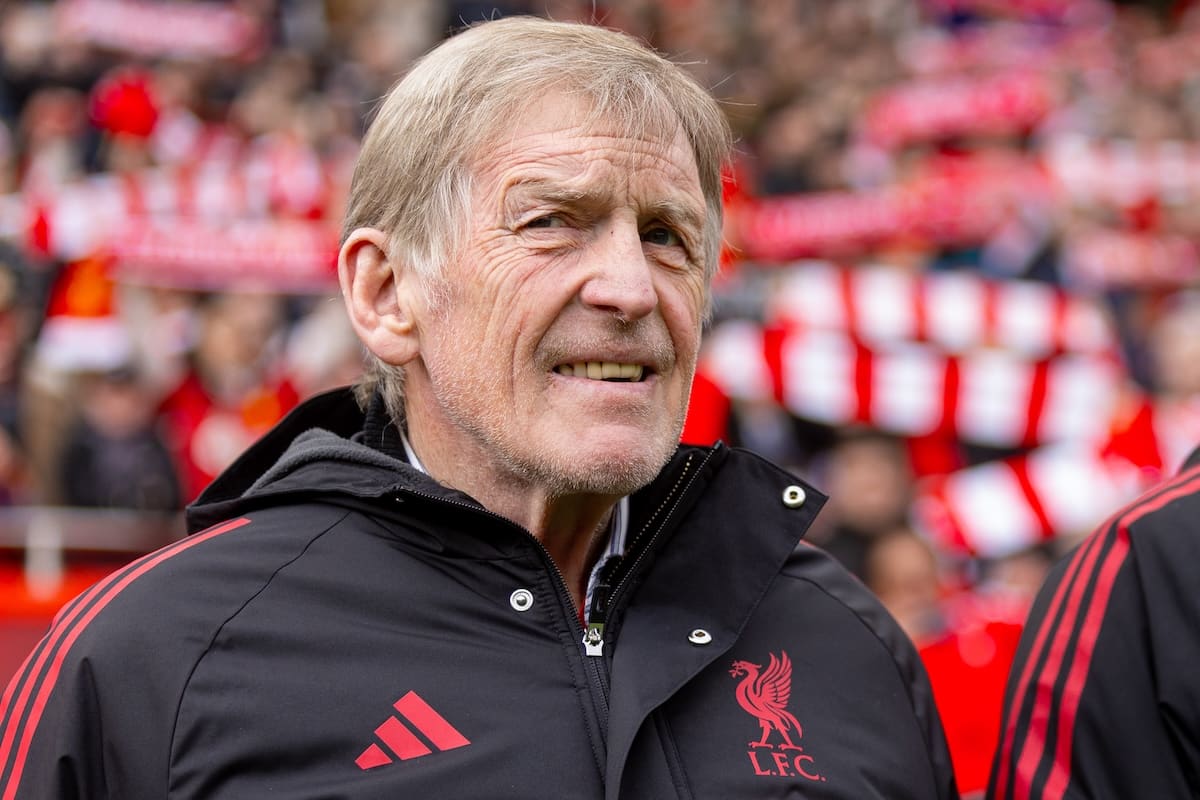 Liverpool : Sir Kenny Dalglish révèle malgré lui être atteint d’un cancer