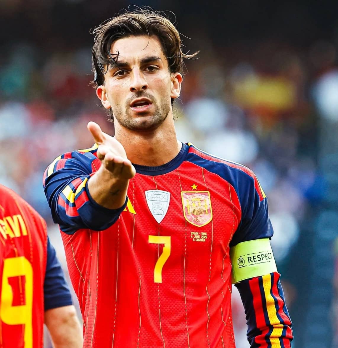 Ferran Torres s’éloigne du Barça, le PSG reste attentif