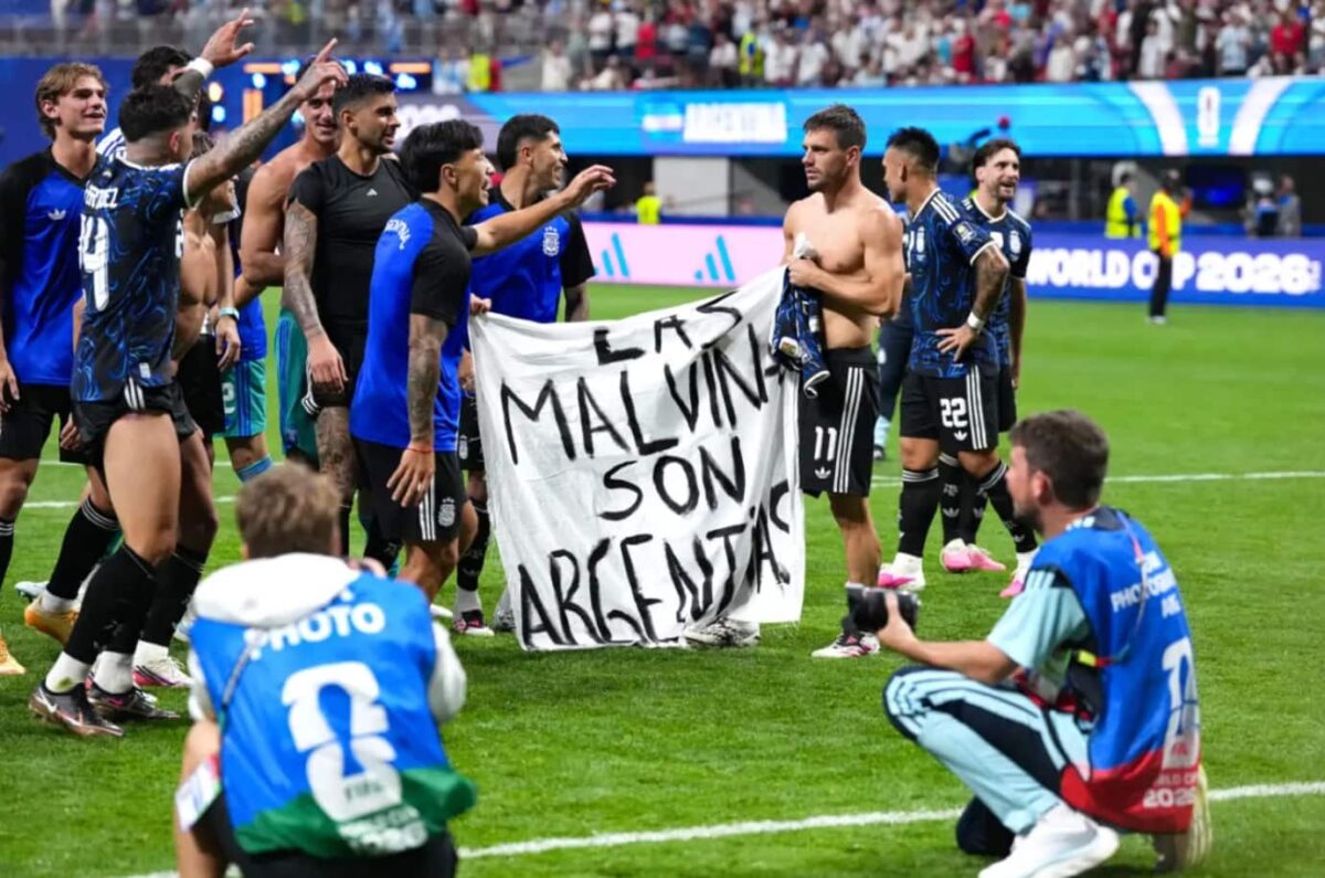 La banderole argentine pourrait réapparaître en finale