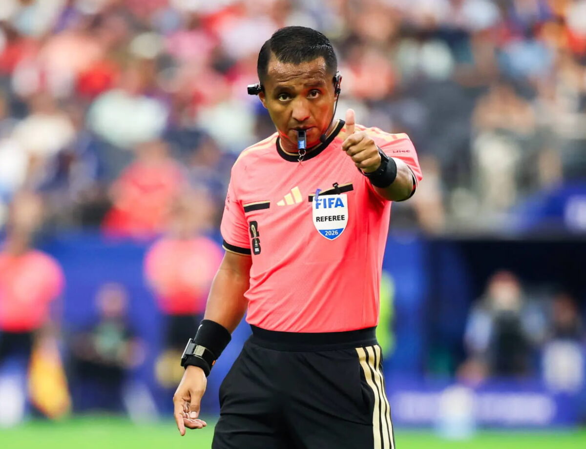 L’arbitrage de France–Espagne continue de faire débat