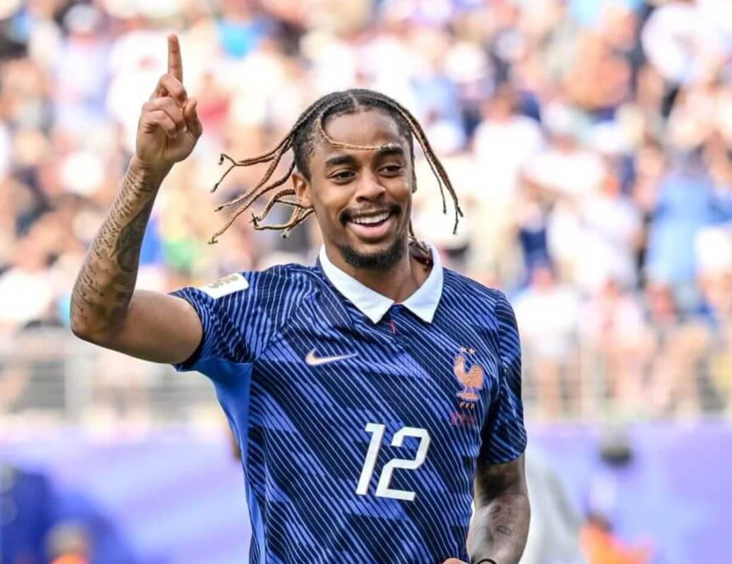 Le PSG n’écarte pas un départ de Bradley Barcola