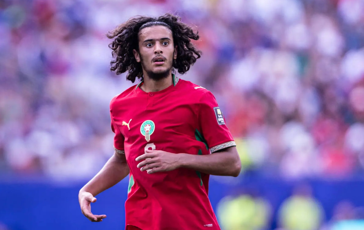 Ayyoub Bouaddi rejoint Manchester City pour 100 millions d’euros