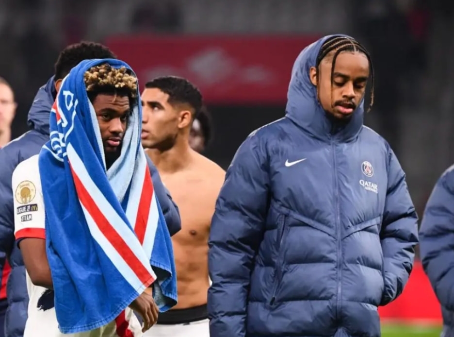 Mbaye et Barcola encore écartés du groupe parisien