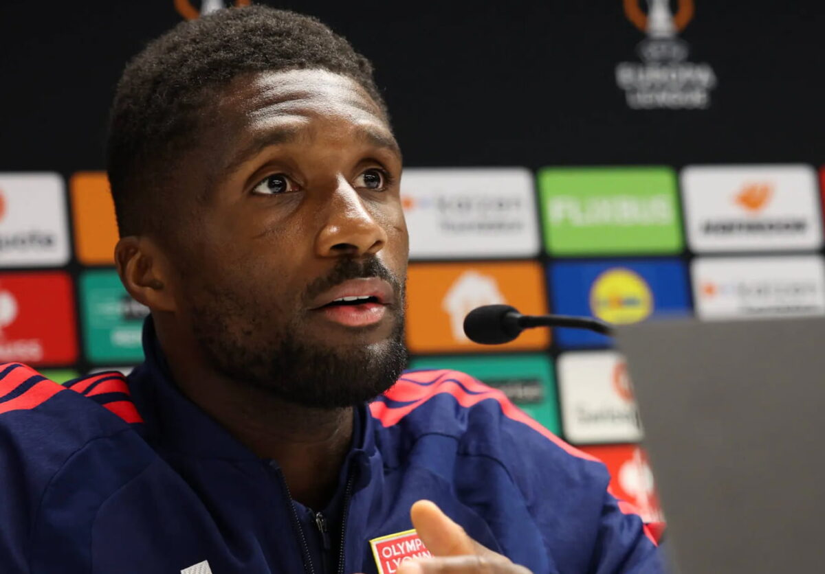 OL : Clinton Mata accepte de passer au second plan