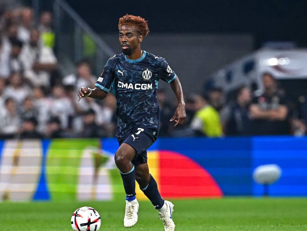 OM : Bruno Genesio pourrait écarter Angel Gomes contre le PSG